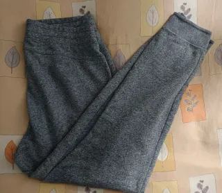 Pantalones de chándal grises hombre