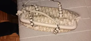 Borsa nera Gucci e Christian Dior in lotto