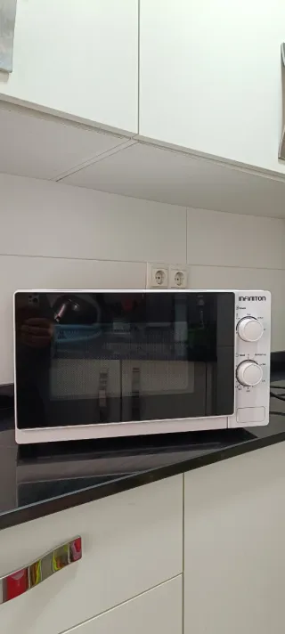 Microondas Infiniton 19 litros 700W