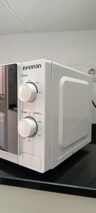 Microondas Infiniton 19 litros 700W