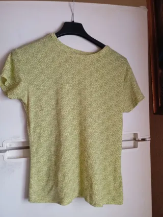 Blusa verde estampada