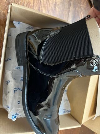 Botas charol Mayoral niña talla 32