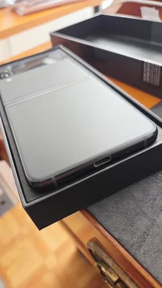 Samsung Galaxy Z Flip 3 5G Negro