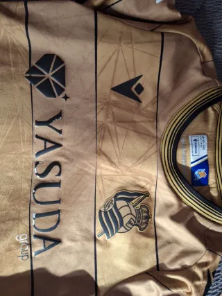 Equipación Real Sociedad Macron