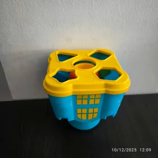 Juguetes apilables y encajables