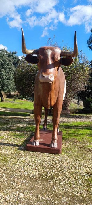 Figura Buey Artesanal Realista