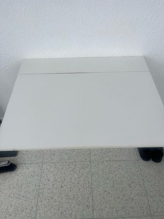 Mesa plegable blanca