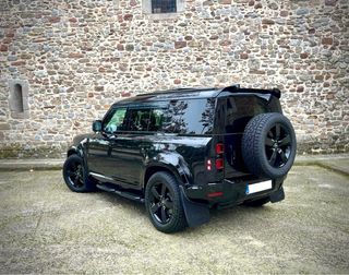 Land Rover Defender 3.0D 250 SE 2022