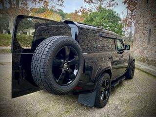 Land Rover Defender 3.0D 250 SE 2022