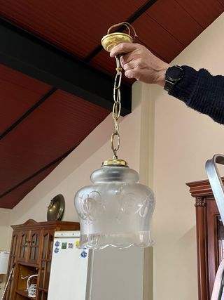 Lámpara colgante de cristal y metal