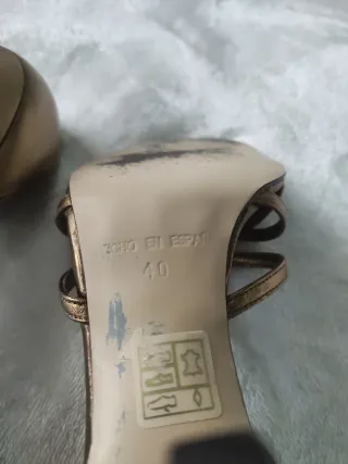 Sandalias de tacón Trucco doradas