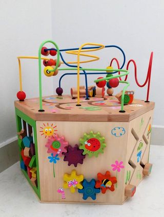 Cubo de Actividades de Madera – Juego Educativo