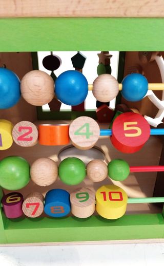 Cubo de Actividades de Madera – Juego Educativo
