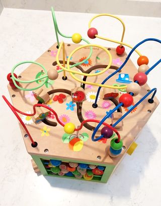 Cubo de Actividades de Madera – Juego Educativo