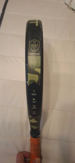 Pala de pádel Kombat Delta Force 12K