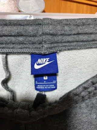 Pantalón chándal Nike gris talla S