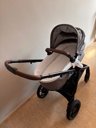 Cochecito Maxi-Cosi Zelia S Trio. Como nuevo!
