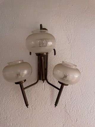 Applique rustico vintage in metallo e cristallo