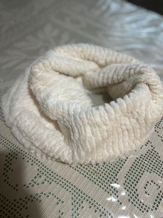 Scaldacollo in pile bianco