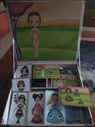 Maletín Magnético Princesas Juguete