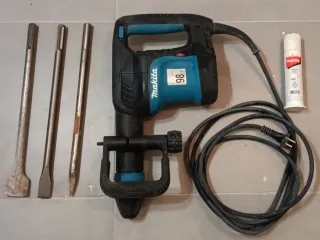 Martillo Makita HM0871C + Cinceles