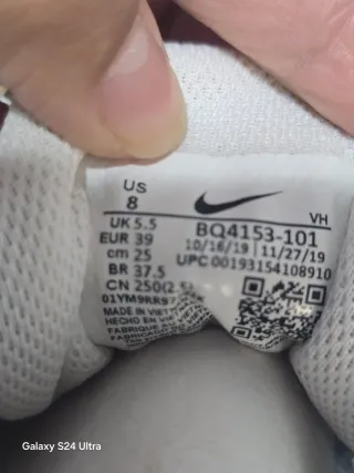 Zapatillas Nike Ryz verdes y blancas