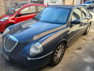 Lancia Thesis 2003