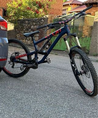 Bici DH Scott Voltage 730