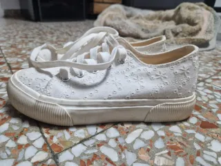 Bambas blancas bordadas Talla 35