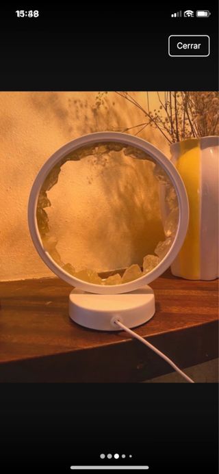 Lámpara de mesa con cuarzos