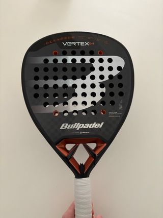 Bullpadel Vertex 04 2025
