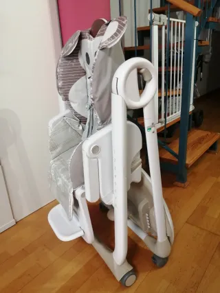 Trona bebé diseño mono