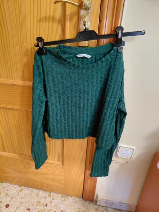 Body brillante escote pico