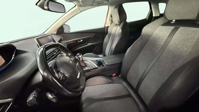 Peugeot 3008 5 AÑOS GARANTÍA