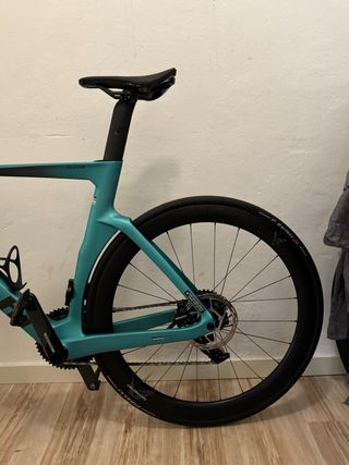 Bianchi Oltre PRO - SRAM Force AXS 2025