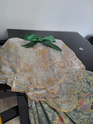 Vestido de fallera con 2 corpillos