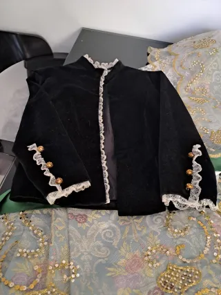 Vestido de fallera con 2 corpillos