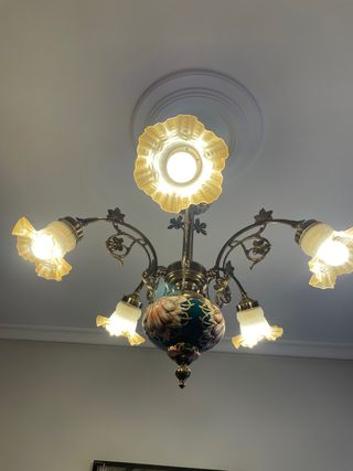 Lámpara de Bronce y Cerámica