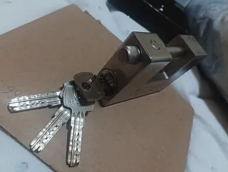 Candado Kurtzy Acero Inoxidable 1kg