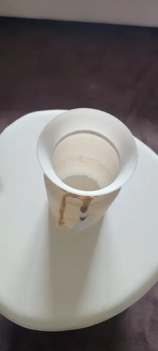 Vaso decorativo con corda e cuore