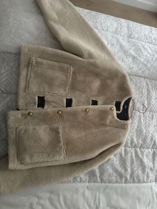 Abrigo Zara Beige Talla Única