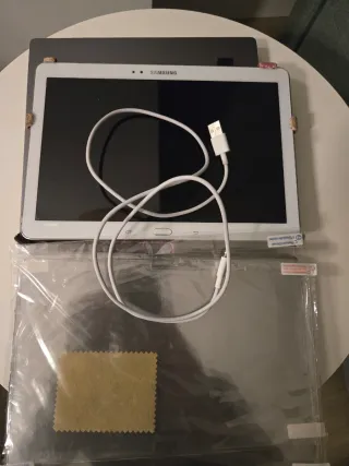 Samsung Galaxy Tab SM-T520 Blanca