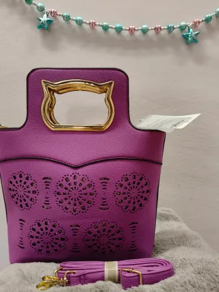 Borsa viola con tracolla nuova con cartellino