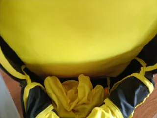 Mochila Reebok Negra y Naranja