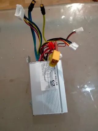 Controladora Patinete Eléctrico 48V 30A