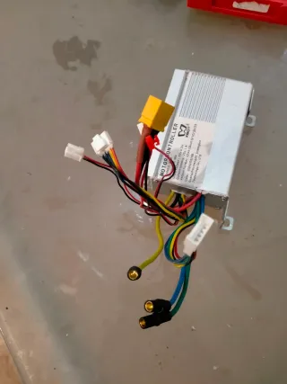 Controladora Patinete Eléctrico 48V 30A