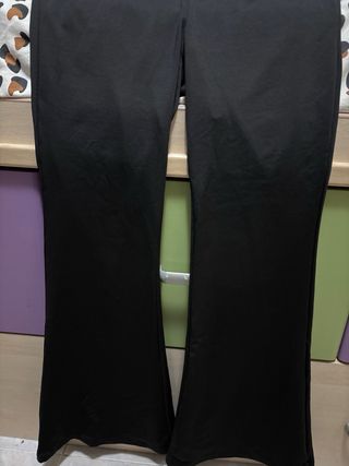 Pantalón negro fiesta con pedrería