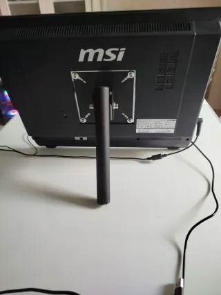 Ordenador Táctil MSI Todo en Uno Negro