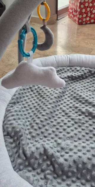 Gimnasio Manta Bebé Juguettos Noche Blandita