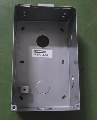 Caja superficie Fermax REF. 9543